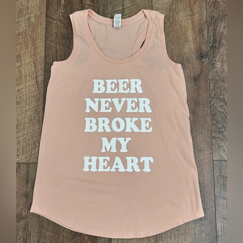 Trendy women’s tank top, size small Pick